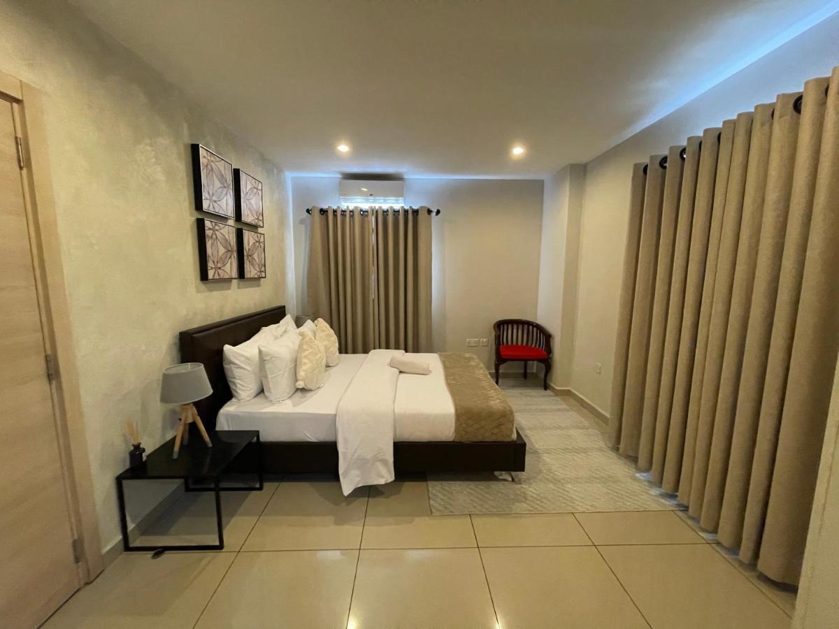 The Gallery Suites By Olive Gold Accra Exterior photo